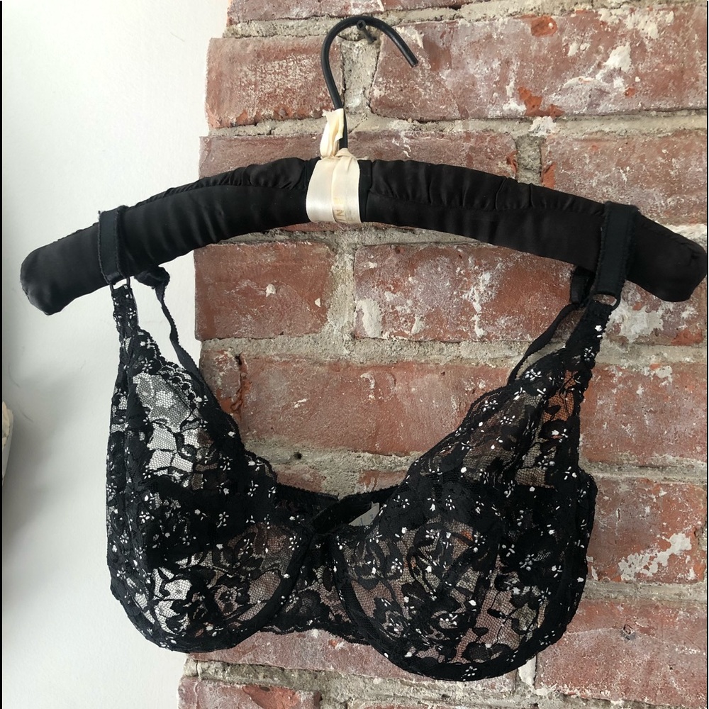 Vintage Warner’s black lace bra 36C-Rare